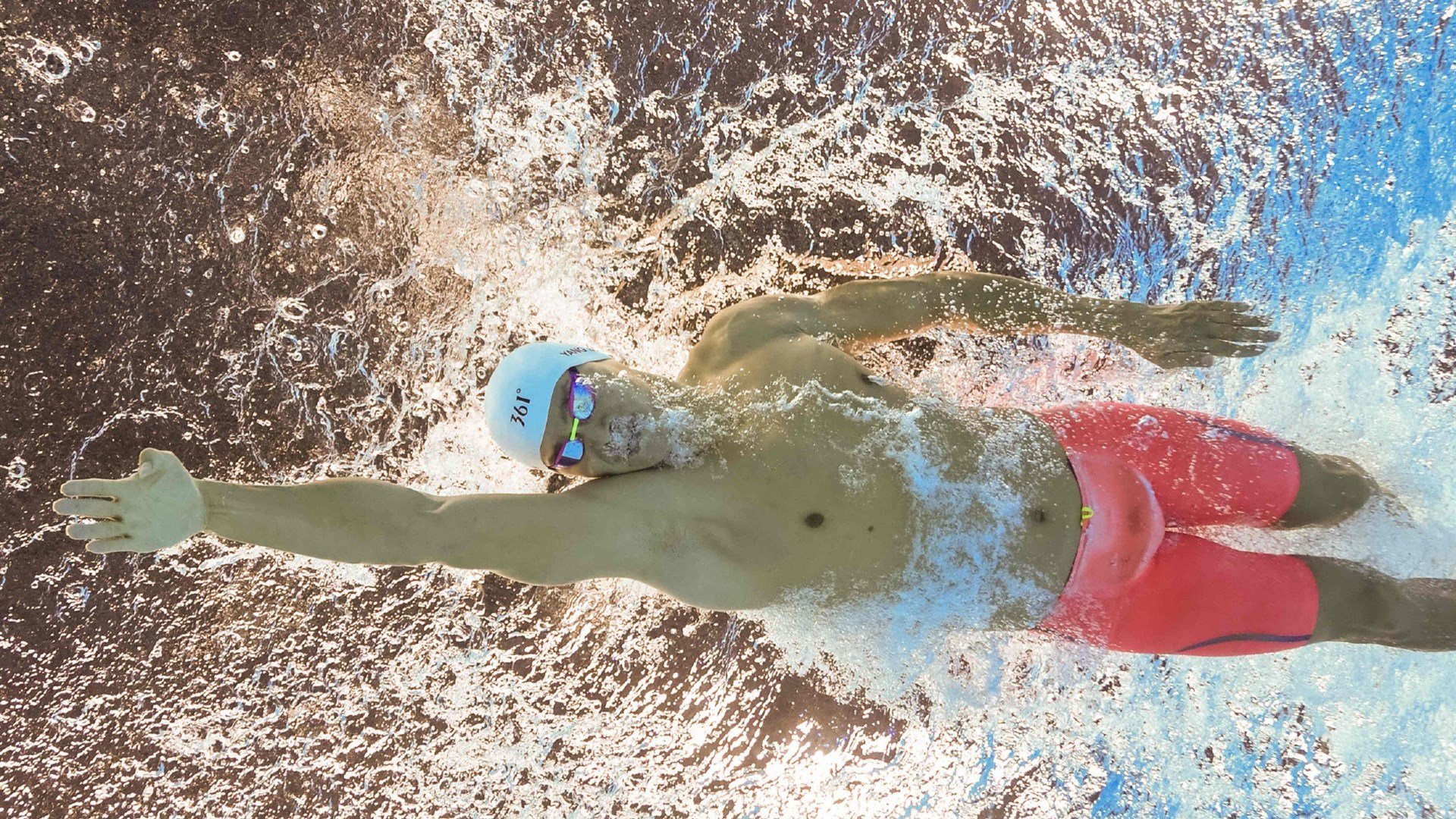 战术深潜：顶级教练的秘密布局揭秘，战术潜艇2翻译